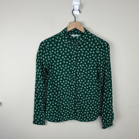 Reformation Violet Blouse Rosemary Green - Picture 2 of 5
